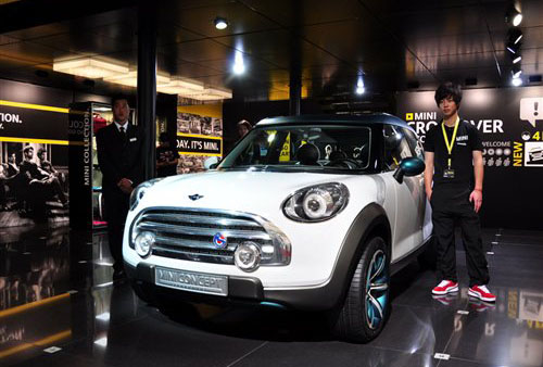 a MINI CrossoverܿЇ