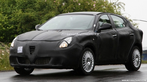 將共享C-Evo平臺 Milano路試諜照曝光