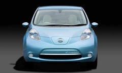 约合20.5万元 日产首款电动车LEAF发布