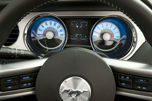 3.7升V6发动机 2011款福特野马消息曝光