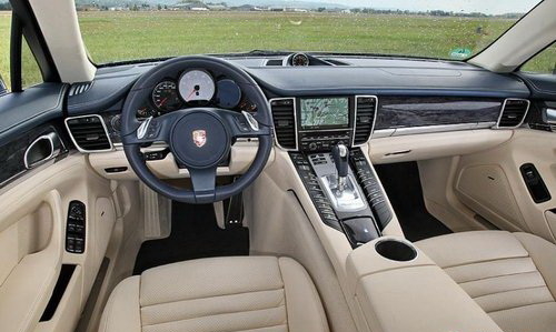  Panamera4SԱ750Li xDrive