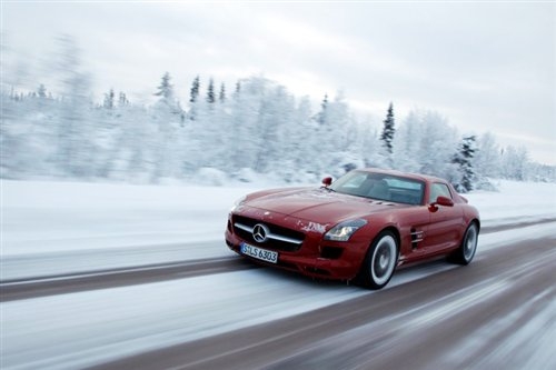 ŷ ѩԼ2011SLS AMG