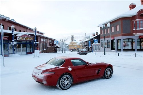 ŷ ѩԼ2011SLS AMG