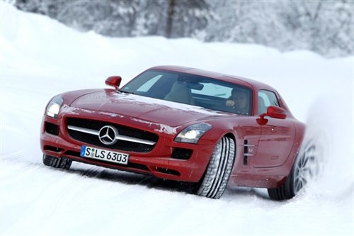 ŷ ѩԼ2011SLS AMG