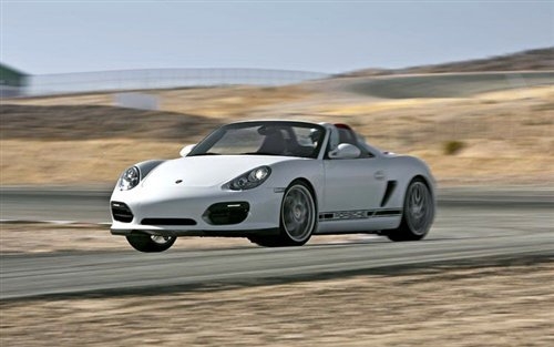 ˮ Tesla RoadsterսʱBoxster