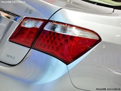 8月上市/约15万 比亚迪i6亮相北京车展