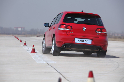 验明正身 试驾一汽大众六代高尔夫GTI