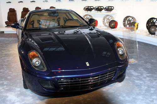 全球唯一的定制法拉利599亮相巴黎车展 