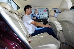 2012广州车展 比亚迪发布科技新车思锐