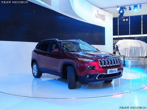上海车展 Jeep自由光携9速变速箱登场