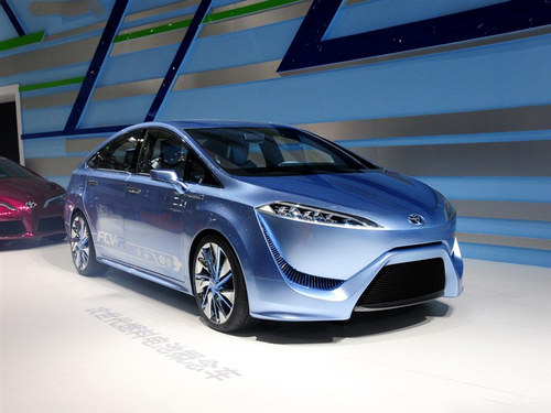 2015年量产 丰田燃料电池新车11月发布
