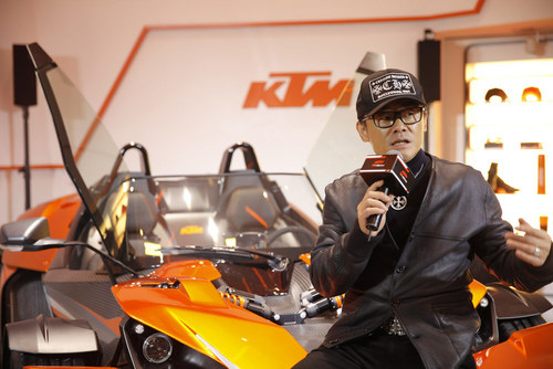 KTM X-BOW登陆中国 周立波亮相首家展厅