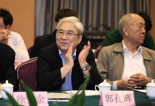 传祺速度引产业聚焦 30名专家传祺探秘