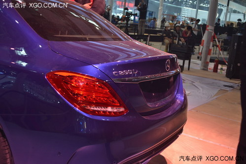 北京车展探馆 新款长轴奔驰C级7月上市