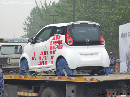 2014北京车展探馆 东风风神E30L电动车