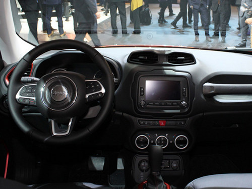 2014北京车展 Jeep新SUV自由侠亚洲首发