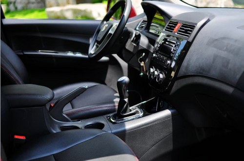 紧凑型SUV新典范 景逸X5兼具性能与舒适