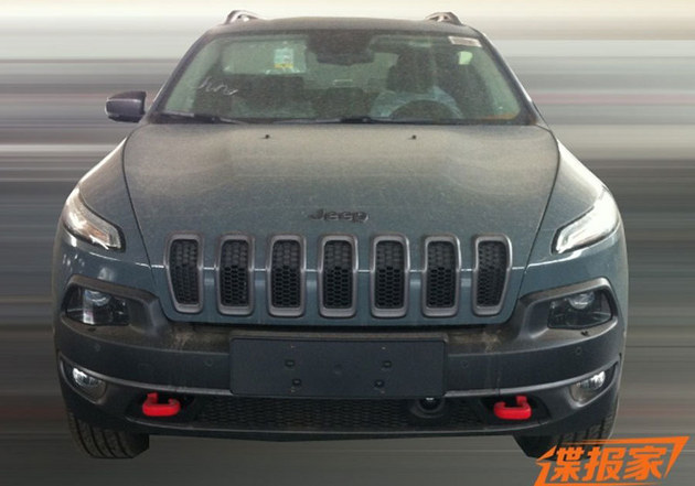 Jeep自由光2.4L高性能版实车 售45.99万