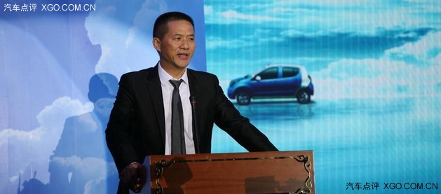 众泰纯电动车云100上市 售15.89万元