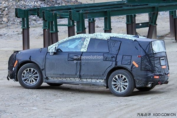 凯迪拉克全新SUV XT5谍照 有望明年发布