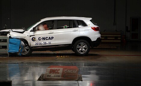 刷新C-NCAP纪录 长安CS75实力超五星