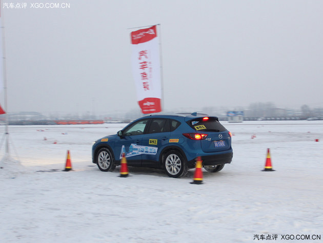 玩转失控的乐趣 马自达CX-5冰雪试驾