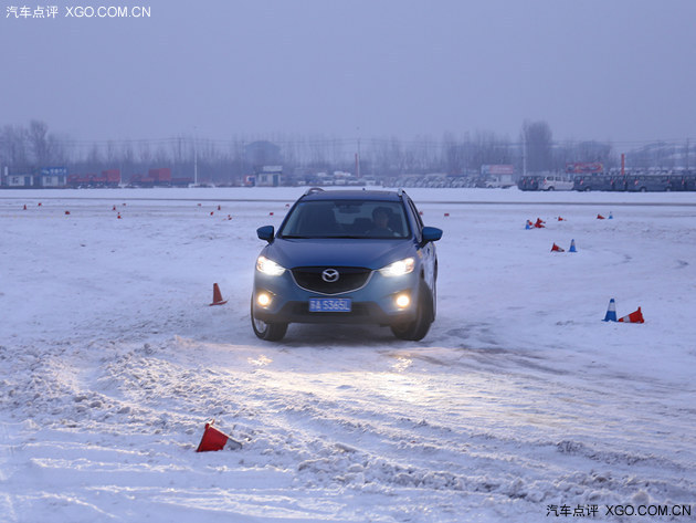 玩转失控的乐趣 马自达CX-5冰雪试驾