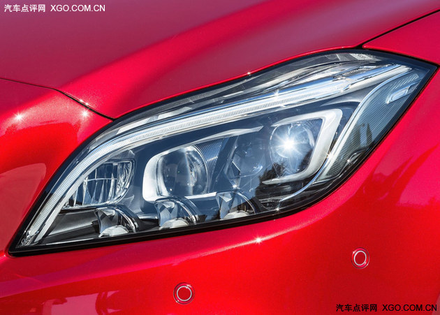 本田与奔驰都用LED车灯 有什么不同？