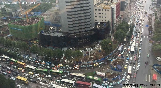 每日车坛点评 可放入包里的最小代步车