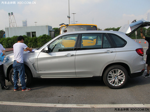 2015广州车展探馆：X5 xDrive40e混动版