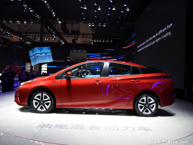 2016北京车展 丰田全新一代普锐斯实拍