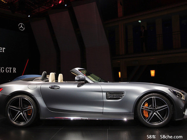 2016巴黎车展：AMG GT Roadster发布