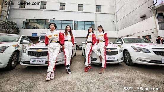 玲珑轮胎女子赛车队赴沪受邀参加“卡车界的F1”