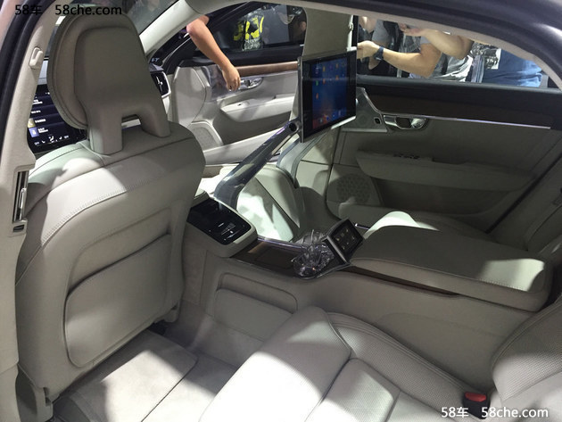2016广州车展 沃尔沃S90L公布预售价格