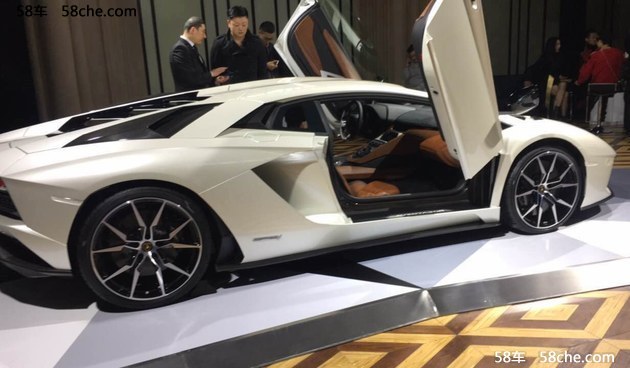 兰博基尼Aventador S车型国内首次亮相