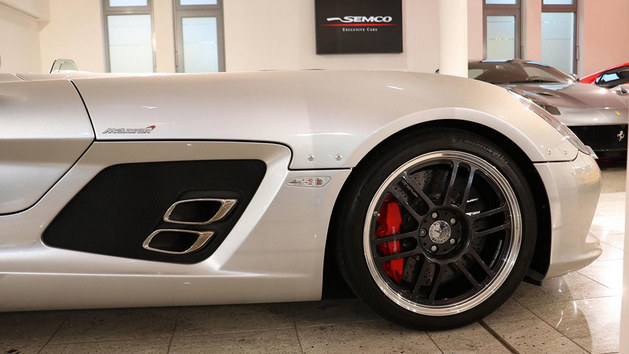 经典超跑将出售 奔驰McLaren SLR特别版