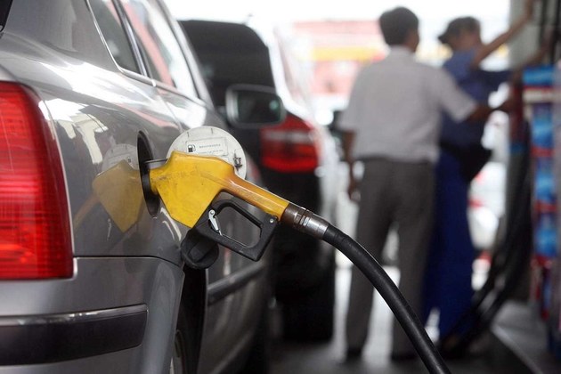 国内油价上涨 新能源汽车迎来空前契机
