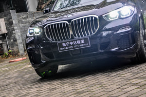 全新BMW X5 探城市悠闲风光 享创新科技