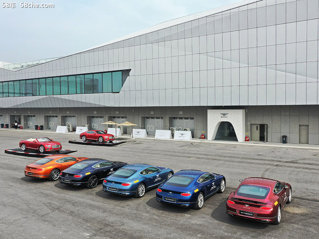 赛道试驾宾利欧陆GT W12 遇见新旧时光