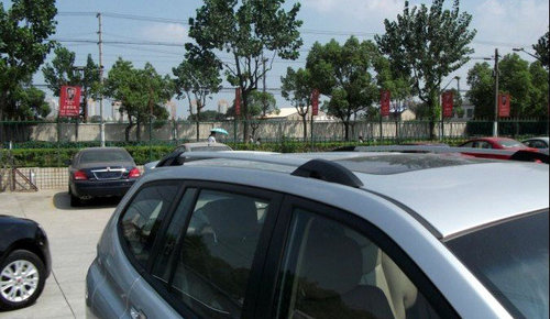 上市在即 荣威首款SUV W5多图谍照首曝