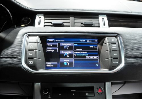 最快明年上市 揽胜Evoque亮相巴黎车展