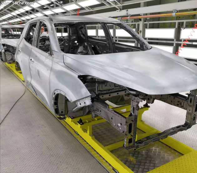 凯翼FX11白车身 于凯翼智慧工厂下线