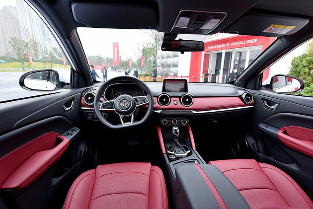 价格亲民 东风风光500上市售价5.48-7.48万