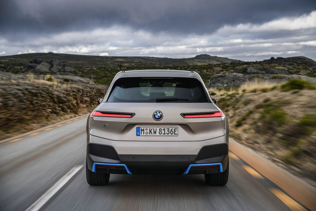 创新纯电动BMW  iX迎来全球首秀！！