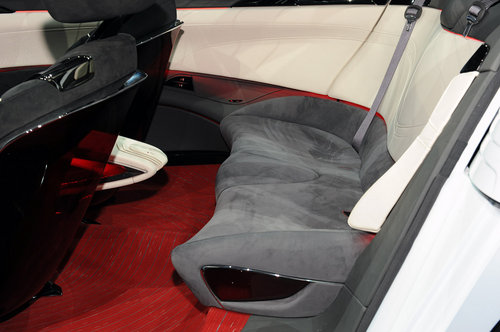 日产Ellure概念车 亮相洛杉矶国际车展