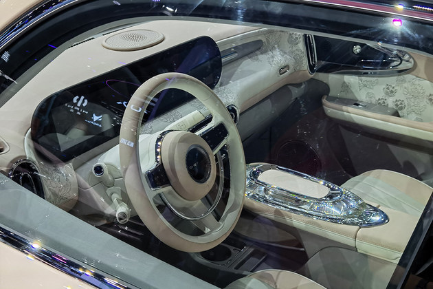 2021成都车展：售价13.5万元，欧拉好猫GT木兰版上市