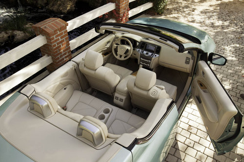 售约31.3万起 2011款Murano敞篷车售价