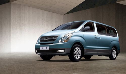 空间表现很突出 现代MPV辉翼配置解析