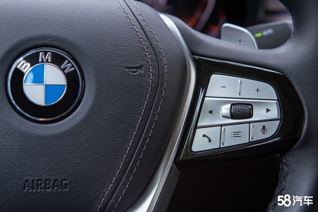 时尚创新-新BMW 5系车主引领潮流风向标
