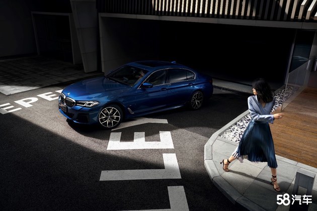 时尚创新-新BMW 5系车主引领潮流风向标